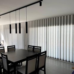 Cortinas bandas verticales – Villa Carlos Paz – Liberty Decoraciones