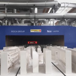 Roca Group pone en marcha el primer horno túnel eléctrico del mundo