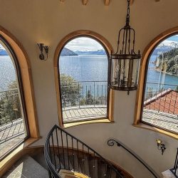 Artefactos de iluminación exclusivos – Villa Beluno – Bariloche – Galo Herrajes