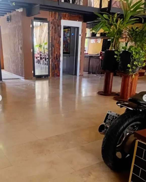 revestimientos en travertino en Nordelta