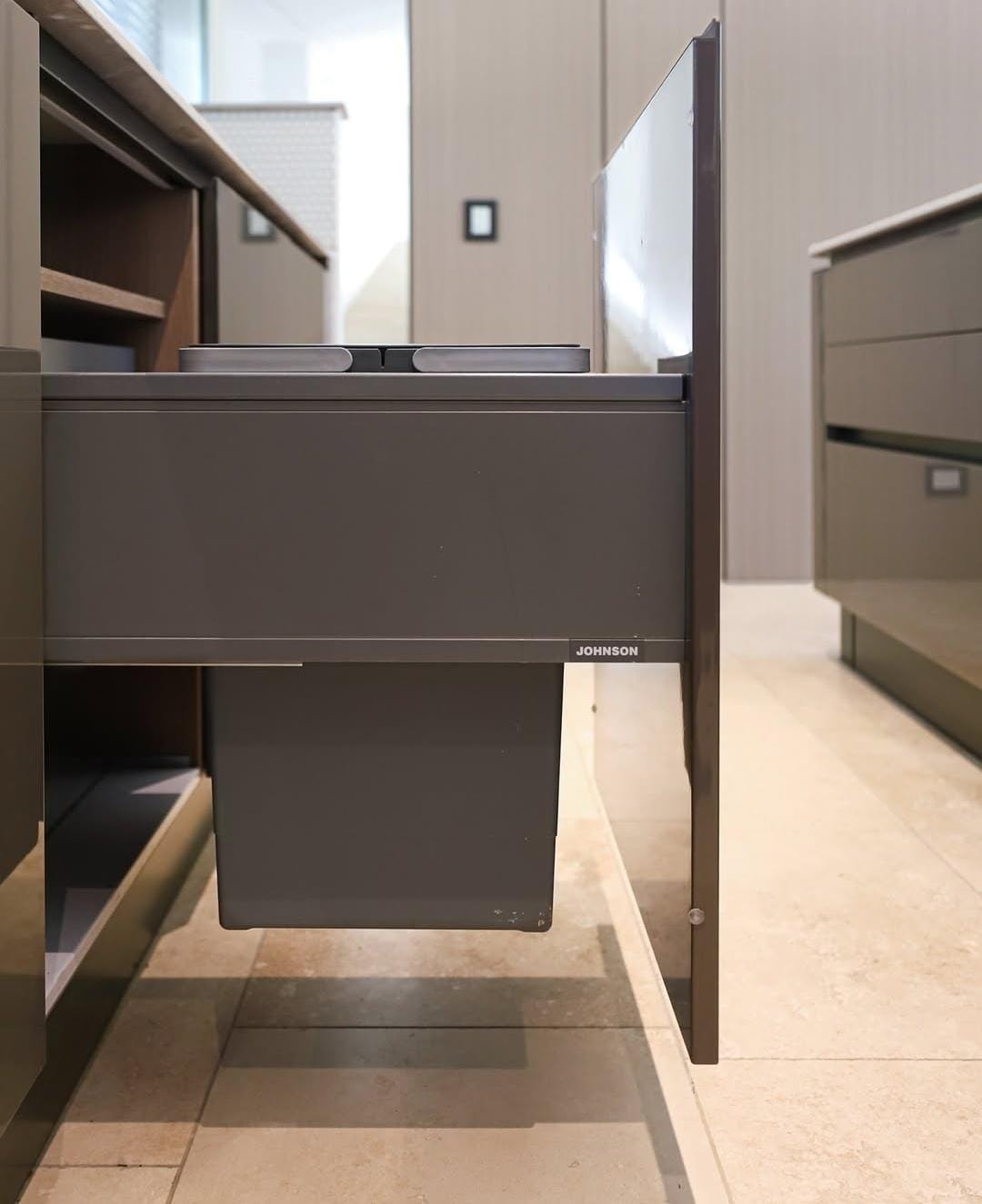 AMOBLAMIENTO DE COCINA